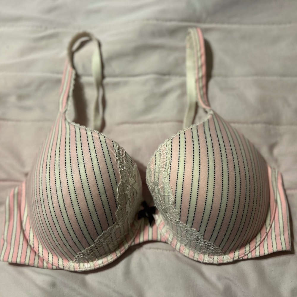 Victoria's Secret Perfect Coverage Line Pink & White Stripe 36D Back Closure Bra